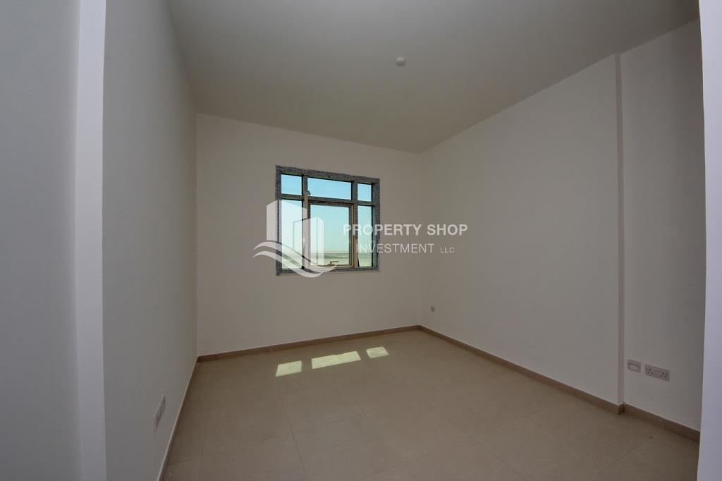 1br, Al Ghadeer, Gorgeous Apartment for sale